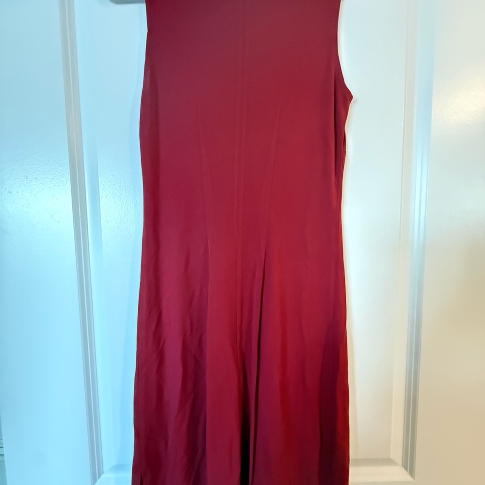 Ann Taylor Scarlet sleeveless dress with a small side slit on each side
